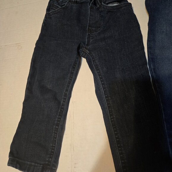 2T toddler/boy jeans 2 pairs - Picture 4 of 4